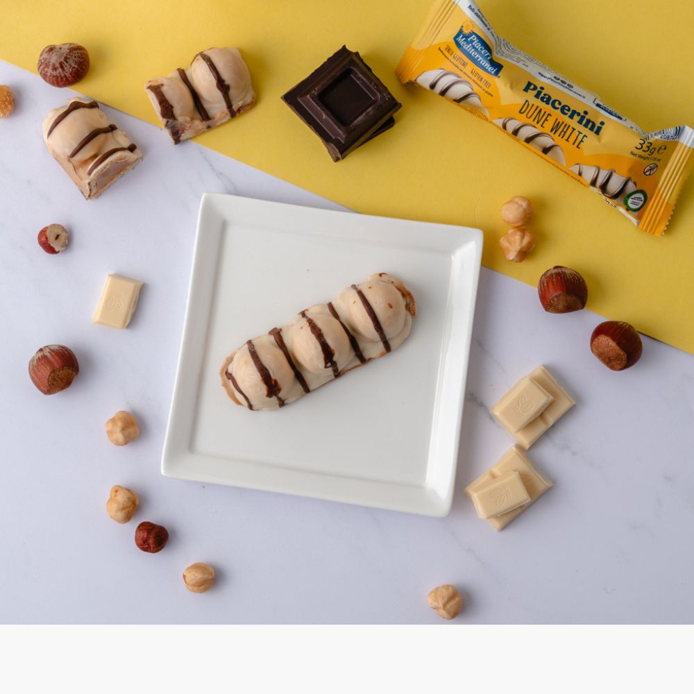 Glutenfri snackbar med hasselnøddecreme og hvid chokolade